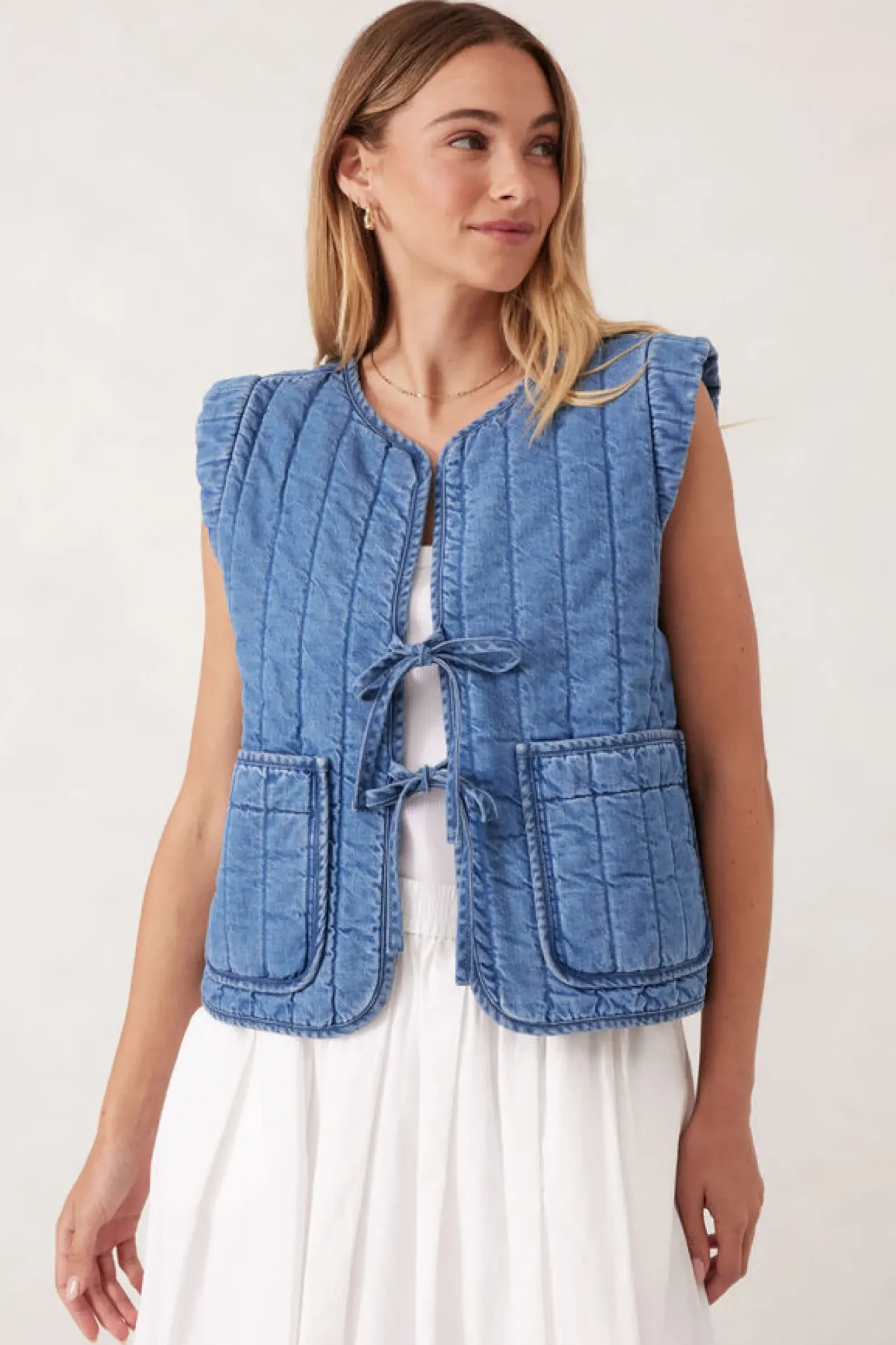 Women Ceres Life Tie Quilted Vest - Worn Blue