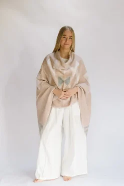 Women Hobo & Hatch Hobo & Hatch Aztec Poncho- Vanilla