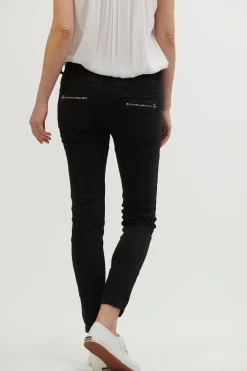 Women Italian Star Button Jean - Black