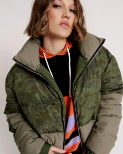 Women One Teaspoon Dirtee Love Camo Puffa Jacket - Khaki