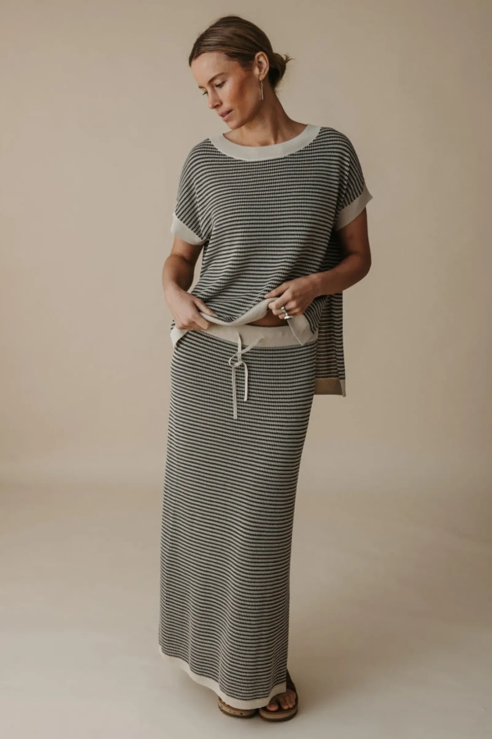 Women Talamaya Lattice Knitted Skirt - Washed Black & Soft Gold