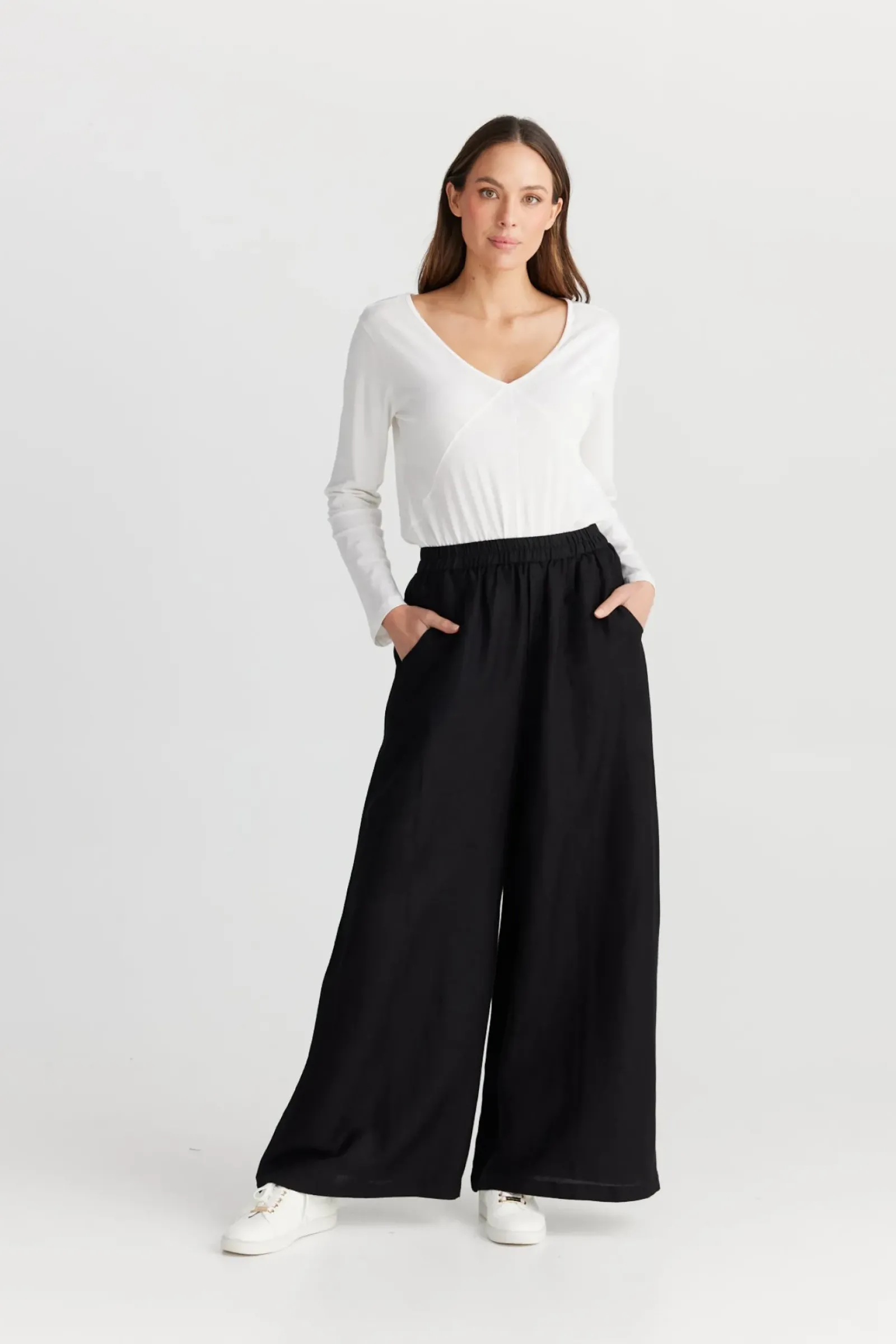Women The Shanty Positano Pants - Black